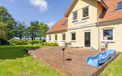 Rouwen - 1Km from the Sea