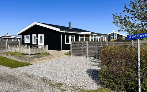 Holmger - 420M from the Sea: Hus, Hjem, Tag, Sommerhus, Skygge, Veranda, Sidespor, Indkørsel