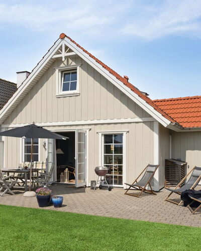 Daniela - 300M from the Sea