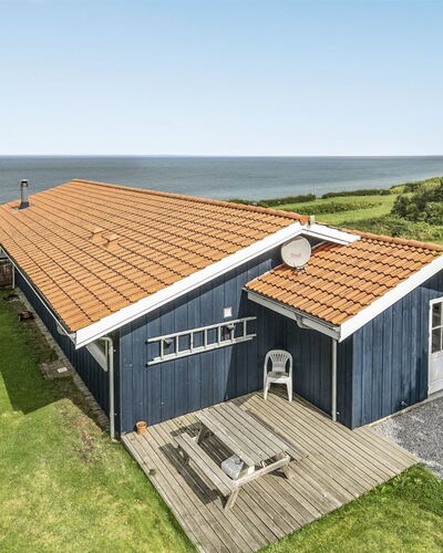 Elfi - 30M from the Sea