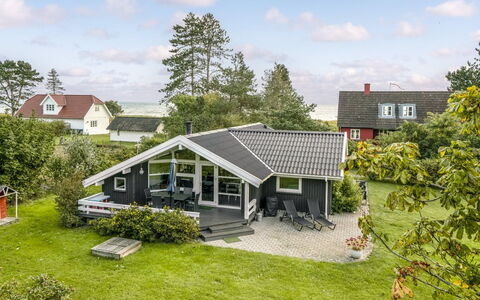 Stasia - 75M from the Sea: Svømmepøl, Udendørs Møbler, Møbel, Udvej, Flise, Eco Hotel, Skygge, Stol, Fritid, Estate