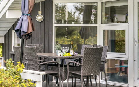 Stasia - 75M from the Sea: Svømmepøl, Udendørs Møbler, Møbel, Udvej, Flise, Eco Hotel, Skygge, Stol, Fritid, Estate