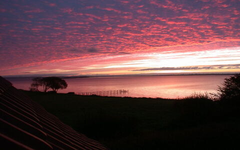Sissela - 5M from the Sea: Afterglow, Horisont, Solnedgang, Skumring, Orange, Red Sky At Morning, Sky, Solopgang, Aften, Hav