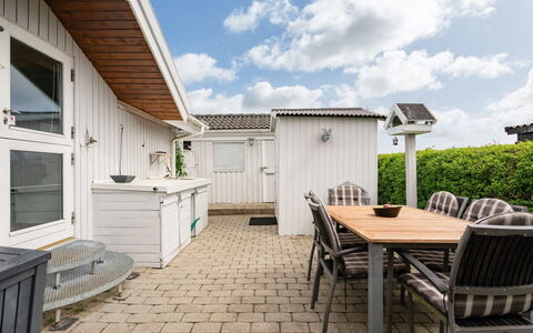 Heimeram - 150M from the Sea: Tag, Hus, Hjem, Sommerhus, Dør, Sidespor, Dæk, Veranda, Planke, Hårdttræ