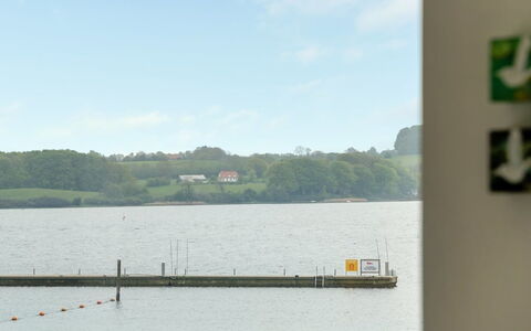 Florinda - 10M from the Sea: Hus, Tag, Hjem, Sommerhus, Estate, Stuehus, Villa, Veranda, Sidespor
