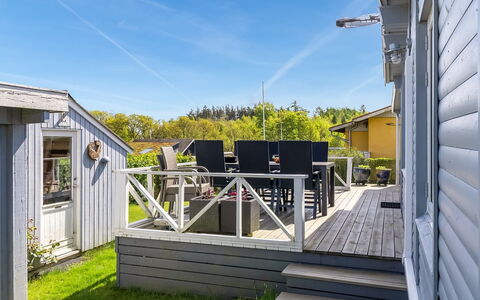 Stamena - 200M from the Sea: Tag, Hus, Hjem, Sommerhus, Dør, Sidespor, Dæk, Veranda, Planke, Hårdttræ