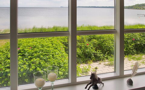 Melia - 50M to the Fjord: Træ, Tag, Arkitektur, Hjem, Hus, Sommerhus, Sidespor, Hårdttræ, Hældning, Estate