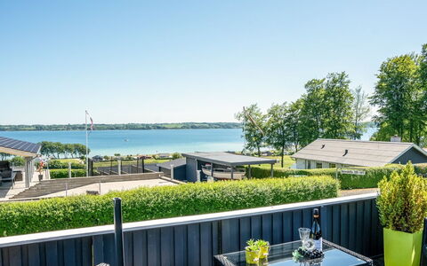 Jenvold - 300M to the Fjord: Tag, Hus, Land Lot, Hjem, Sommerhus, Estate, Garden Bygninger, Skygge, Bjælkehytte, Landscaping
