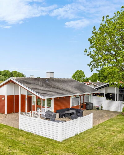 Ditte - 300M from the Sea
