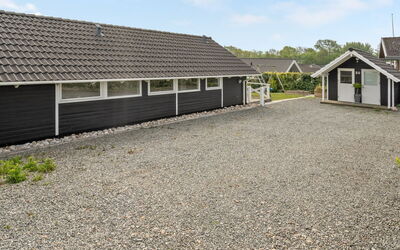Annvy - 200M from the Sea