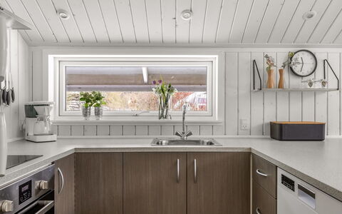 Aleide - 29Km from the Sea: Træ, Køkken, Gulvbelægning, Loft, Countertop, Indretning, Køkken Apparat, Større Bandage, Husholdningsapparat, Cabinetry