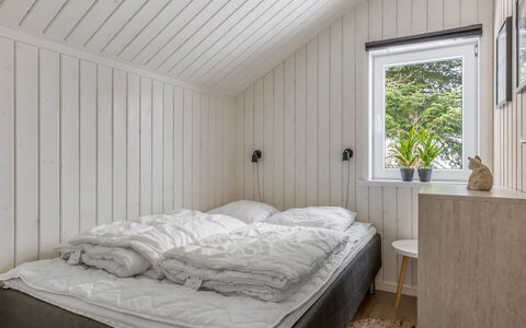 Aleide - 29Km from the Sea: Soveværelse, Træ, Gulvbelægning, Etage, Seng, Sengetøj, Sengetøj, Loft, Indretning, Bed Frame