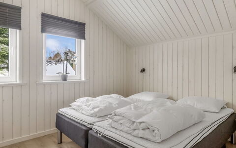 Aleide - 29Km from the Sea: Træ, Soveværelse, Etage, Seng, Loft, Indretning, Gulvbelægning, Sengetøj, Sengetøj, Bed Frame