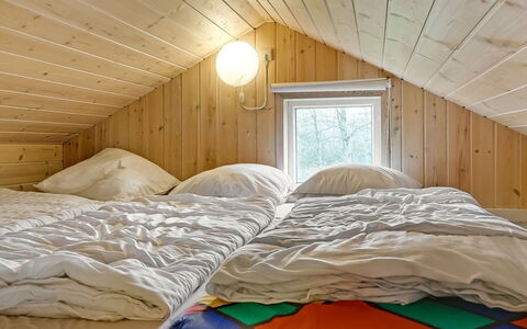 Tyki - 12Km from the Sea: Træ, Sommerhus, Hårdttræ, Planke, Bejdse, Garden Bygninger, Design, Gård, Bjælkehytte, Backyard