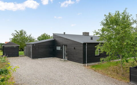 Weike - 950M to the Fjord: Tag, Hus, Hjem, Sommerhus, Dør, Sidespor, Dæk, Veranda, Planke, Hårdttræ