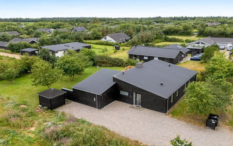 Weike - 950M to the Fjord: Tag, Hus, Hjem, Sommerhus, Dør, Sidespor, Dæk, Veranda, Planke, Hårdttræ