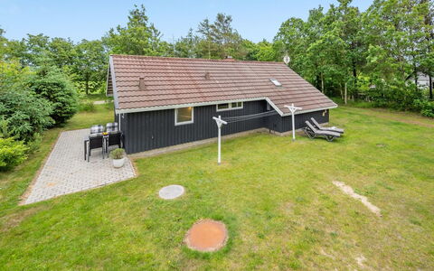 Ottilie - 350M to the Fjord: Hus, Tag, Hjem, Sommerhus, Busk, Bunddække, Estate, Stuehus, Sidespor, Garden Bygninger