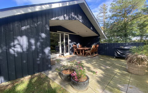 Ottilie - 350M to the Fjord: Hjem, Sommerhus, Skygge, Sidespor, Gård, Backyard, Have, Landscaping, Estate, Garden Bygninger