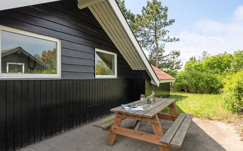 Cornelia - 100M to the Fjord: Svømmepøl, Boligområde, Hjem, Udvej, Estate, Skygge, Villa, Mansion, Have, Eco Hotel