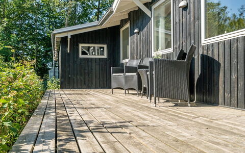 Epke - 250M from the Sea: Hjem, Sommerhus, Veranda, Sidespor, Stuehus, Udendørs Struktur