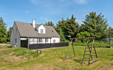 Minja - 900M from the Sea: Sommerhus, Tag, Hjem, Hældning, Hytte, Sidespor