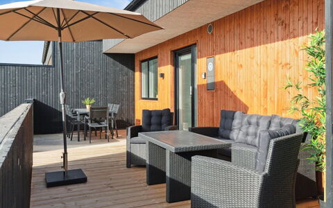 Kasper - 1.8Km from the Sea: Fritid, Reklame, Parkere, Banner, Skilt, Sti