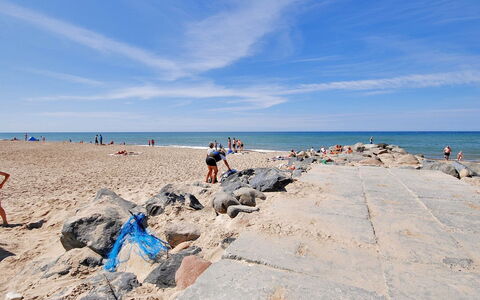 Palle - 2Km from the Sea: Himmel, Krop Af Vand, Strand, Horisont, Sommer, Kyst, Hav, Fritid, Coastal Og Oceaniske Landskabsformer, Kyst