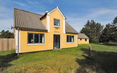 Margrethe - 1.1Km from the Sea