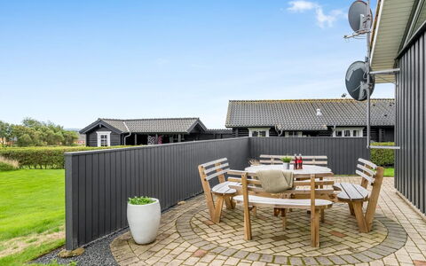 Malila - 400M to the Fjord: Hus, Tag, Hjem, Sommerhus, Skur, Garden Bygninger, Sidespor, Gård, Bjælkehytte, Hytte