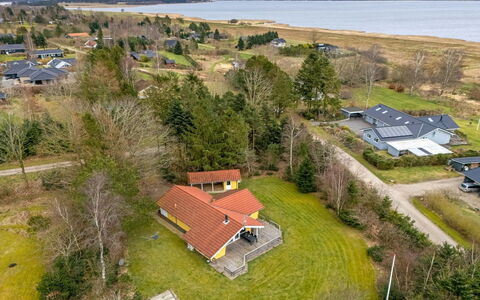 Sesto - 300M to the Fjord: Landskab, Tag, Land Lot, Landdistrikt, Menneskelig Bosættelse, Hjem, Sommerhus, Estate, Forstad, Landsby