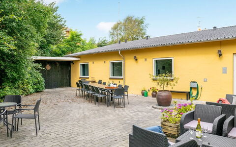 Rina - 30M to the Fjord: Tag, Hus, Land Lot, Hjem, Sommerhus, Estate, Garden Bygninger, Skygge, Bjælkehytte, Landscaping