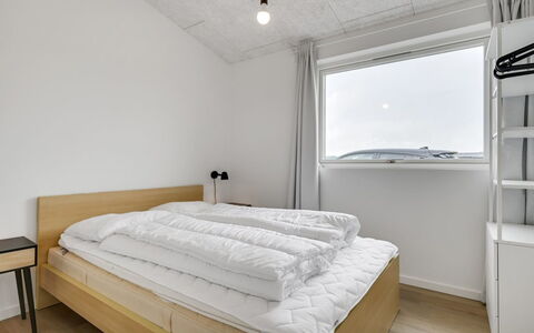 Aatami - 500M from the Sea: Boligområde, Tag, Forstad, Indkørsel, Estate, Skorsten