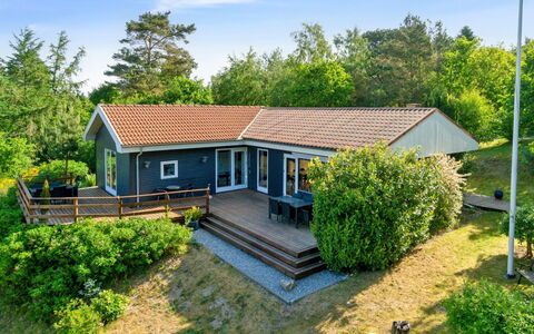 Amai - 1.5Km from the Sea: Tag, Hus, Hjem, Sommerhus, Sidespor, Estate, Indkørsel, Garden Bygninger, Gård, Skur