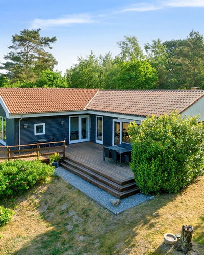 Amai - 1.5Km from the Sea