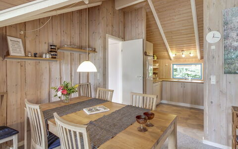 Dedo - 300M from the Sea: Tag, Hus, Land Lot, Hjem, Sommerhus, Estate, Garden Bygninger, Skygge, Bjælkehytte, Landscaping