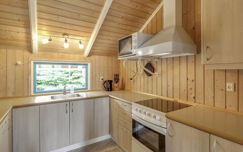 Dedo - 300M from the Sea: Tag, Hus, Land Lot, Hjem, Sommerhus, Estate, Garden Bygninger, Skygge, Bjælkehytte, Landscaping