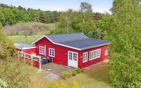 Aris - 480M from the Sea: Svømmepøl, Udendørs Møbler, Møbel, Udvej, Flise, Eco Hotel, Skygge, Stol, Fritid, Estate