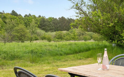 Aris - 480M from the Sea: Svømmepøl, Udendørs Møbler, Møbel, Udvej, Flise, Eco Hotel, Skygge, Stol, Fritid, Estate