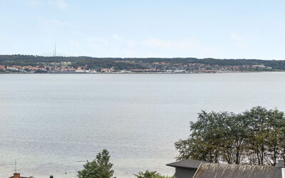 Eilen - 250M from the Sea