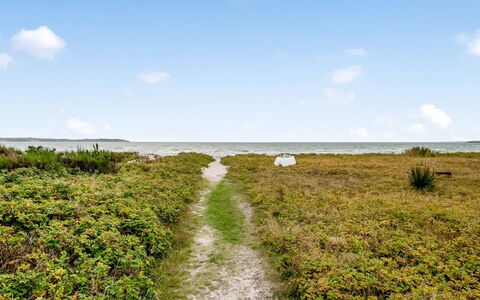 Raafael - 175M from the Sea: Svømmepøl, Udendørs Møbler, Møbel, Udvej, Flise, Eco Hotel, Skygge, Stol, Fritid, Estate