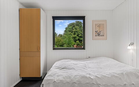 Hila - 900M from the Sea: Væg, Træ, Soveværelse, Indretning, Loft, Etage, Seng, Sengetøj, Sengetøj, Bed Frame