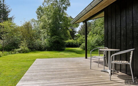 Skjold - 600M from the Sea: Sommerhus, Hjem, Hus, Tag, Veranda, Estate, Sidespor, Garden Bygninger, Stuehus, Gård