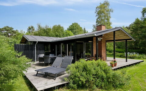 Skjold - 600M from the Sea: Sommerhus, Hjem, Hus, Tag, Veranda, Estate, Sidespor, Garden Bygninger, Stuehus, Gård