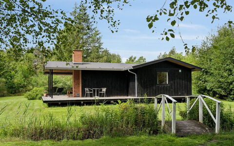 Skjold - 600M from the Sea: Sommerhus, Hjem, Hus, Tag, Veranda, Estate, Sidespor, Garden Bygninger, Stuehus, Gård