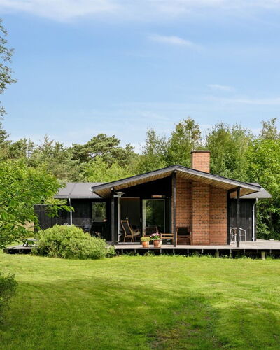 Skjold - 600M from the Sea