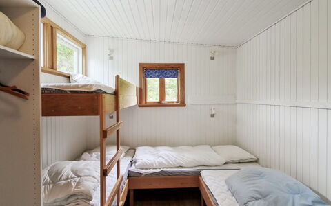 Alina - 200M from the Sea: Køkken, Countertop, Køkken Apparat, Gulvbelægning, Cabinetry, Indretning, Større Bandage, Etage, Hjem, Møbel