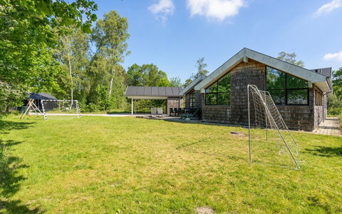 Aimy - 350M from the Sea: Tag, Hus, Land Lot, Hjem, Sommerhus, Estate, Garden Bygninger, Skygge, Bjælkehytte, Landscaping