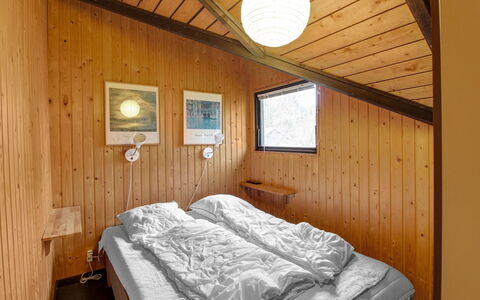 Melba - 8Km from the Sea: Blå, Busk, Sommerhus, Bunddække, Have, Estate, Skygge, Landscaping, Stuehus, Eco Hotel