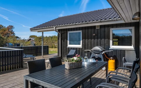 Lirim - 50M from the Sea: Tækning, Sommerhus, Hus, Tag, Hjem, Stuehus, Hytte, Estate, Landsby