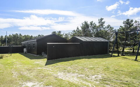 Sheyla - 150M from the Sea: Sommerhus, Skur, Hytte, Stuehus, Prærie, Hytte, Lade, Bjælkehytte, Garden Bygninger